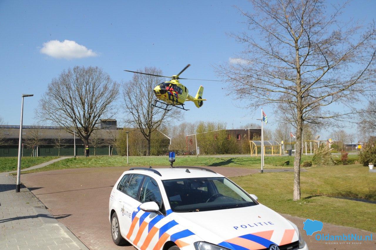 Traumahelikopter ingezet voor medisch noodgeval. #Oldambt