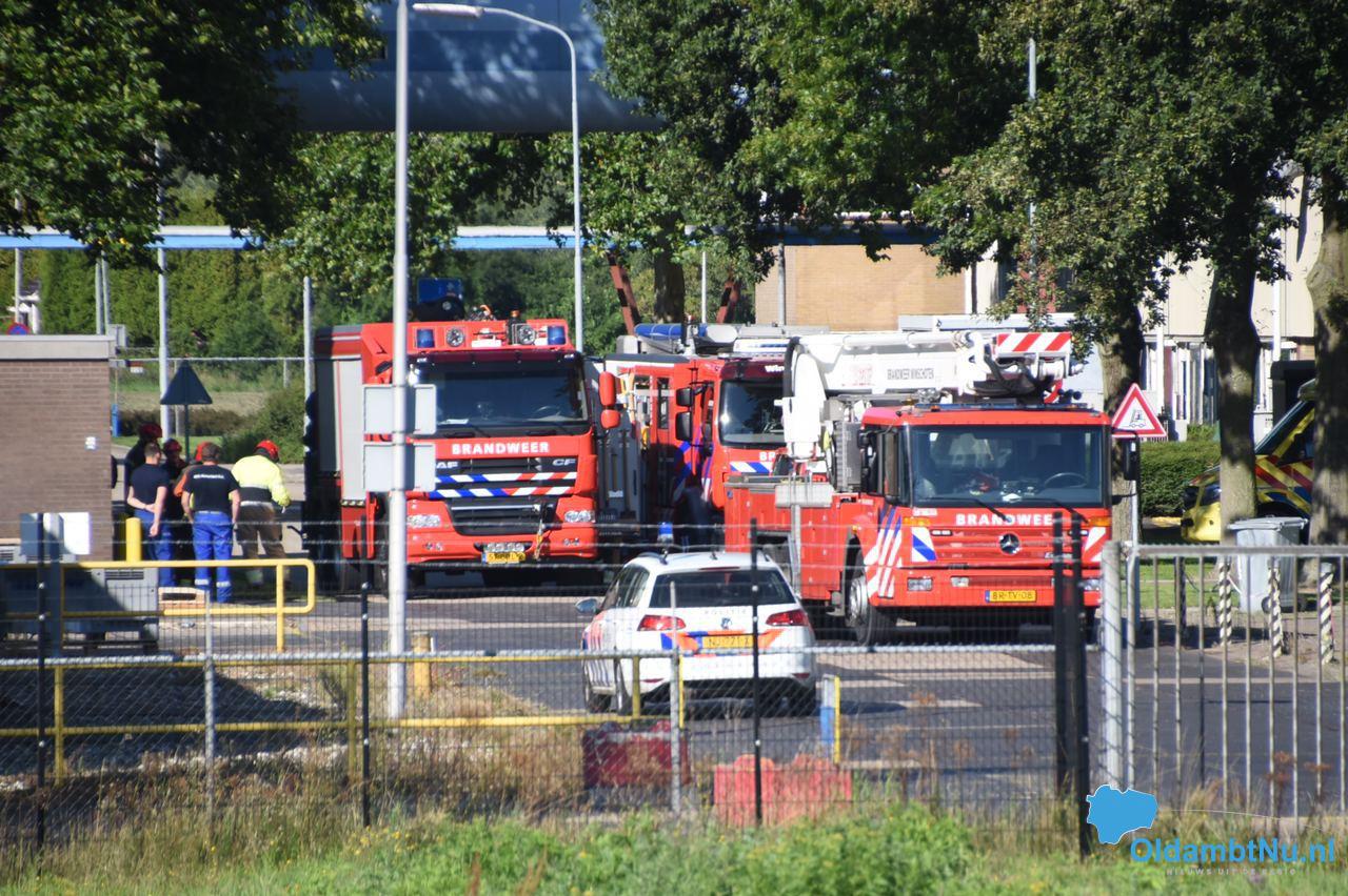 Hulpdiensten ter plekke bij liftopsluiting bij Qsil. #Oldambt