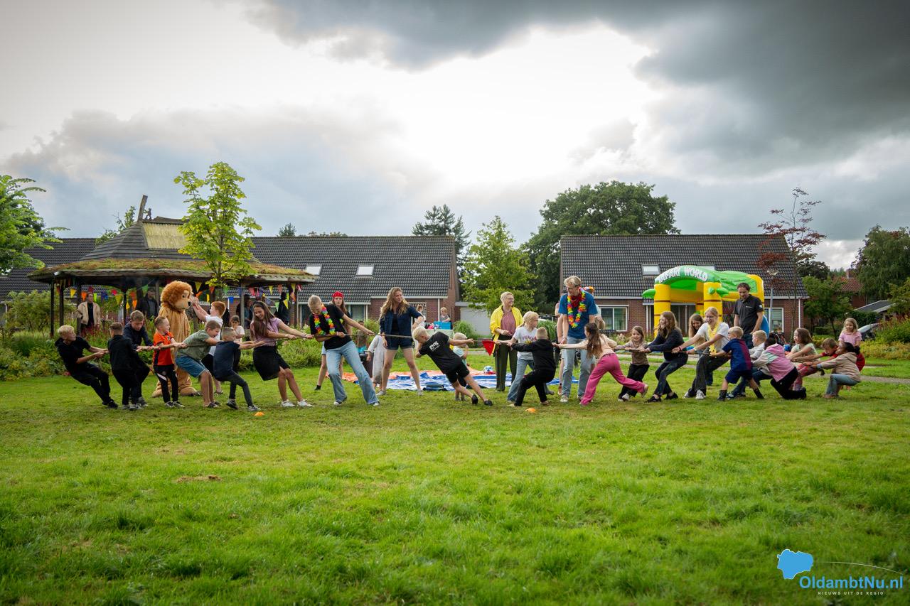 Vrolijke drukte bij het Kidsfestijn in Finsterwolde