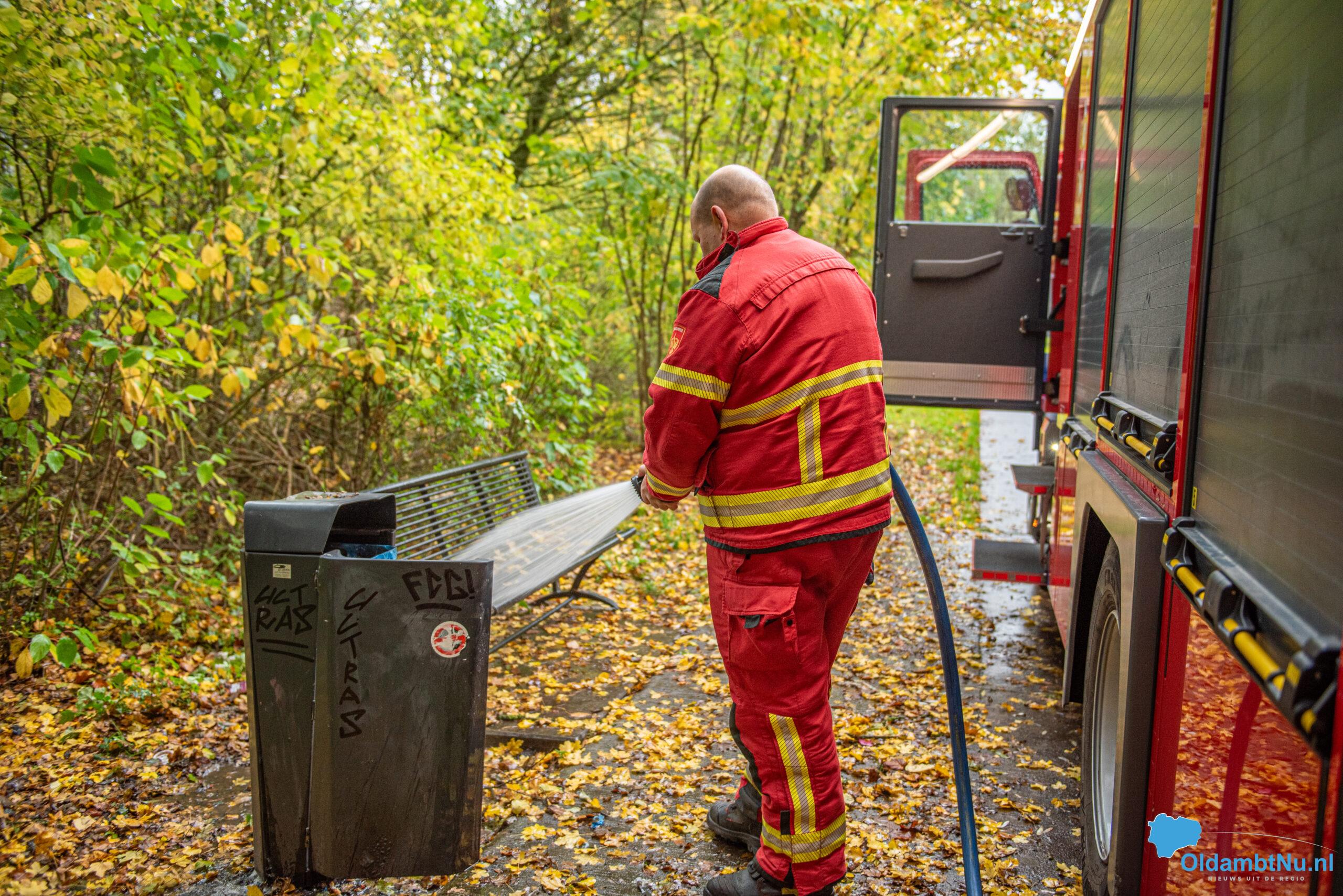 Brandweer rukt uit voor buitenbrand aan de Bovenburen in Winschoten