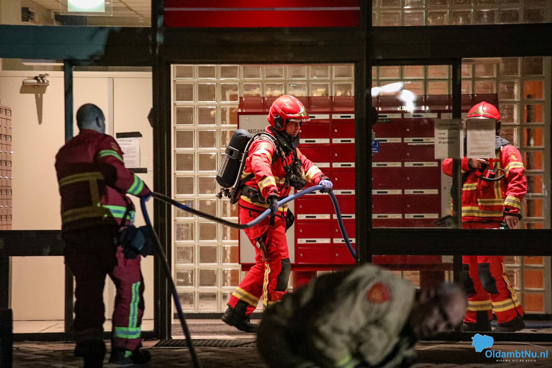 Pannetje op het vuur zorgt voor rook in flat in Winschoten