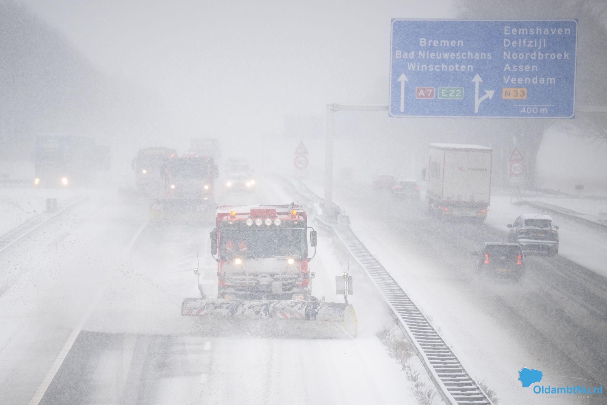 Rijkswaterstaat: ga niet de weg op als dat niet nodig is