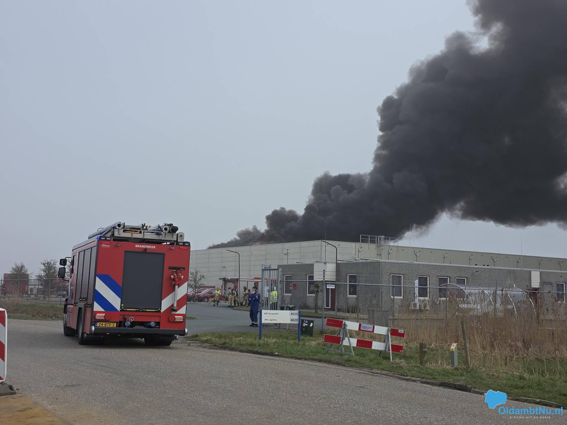 Uitslaande brand bij JPG Logistics in Farmsum