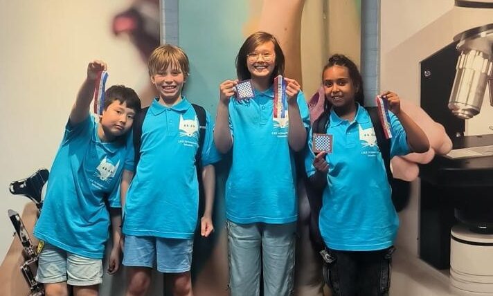 Damteam CBS De Vossenburcht uit Winschoten in middenmoot finale NK-schooldammen