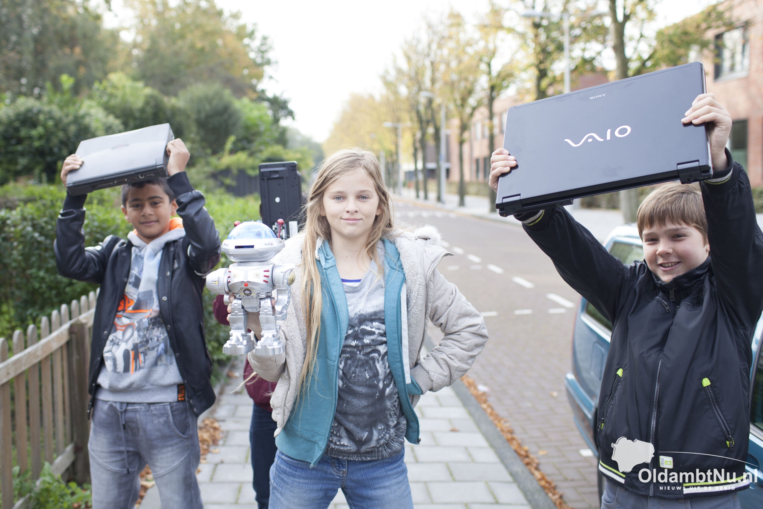 Scholen in vier gemeenten gaan de strijd aan met elektronisch afval